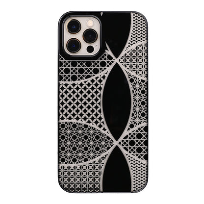 【Web限定】Air Jacket “kiriko” for iPhone12 / iPhone12 Pro 千代柄・七宝 (ピアノブラック)